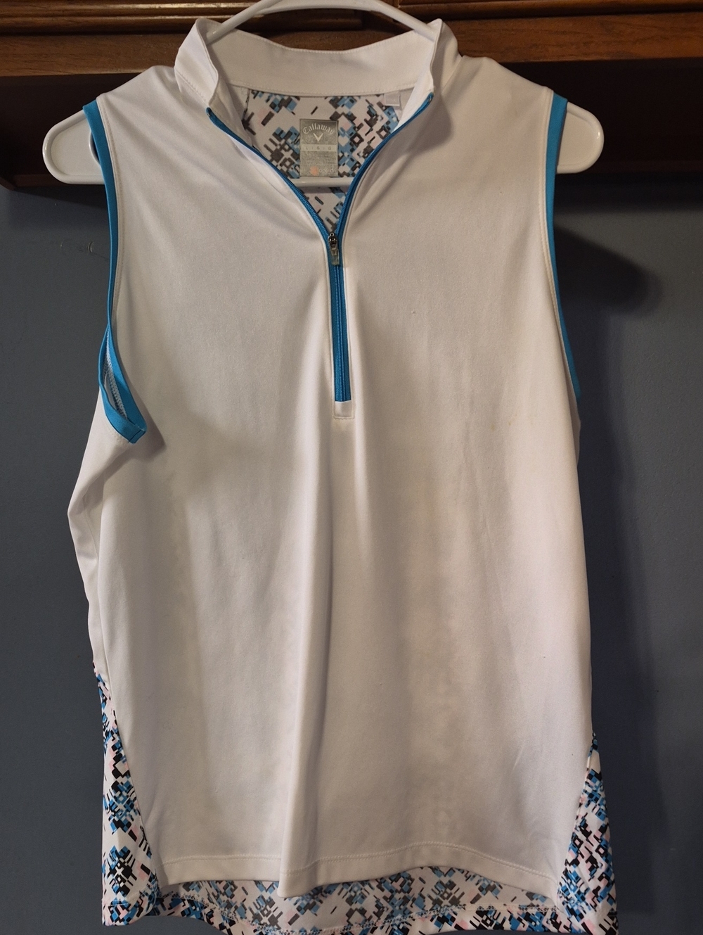 Callaway White Sleeveless Golf Tank with Blue Trim